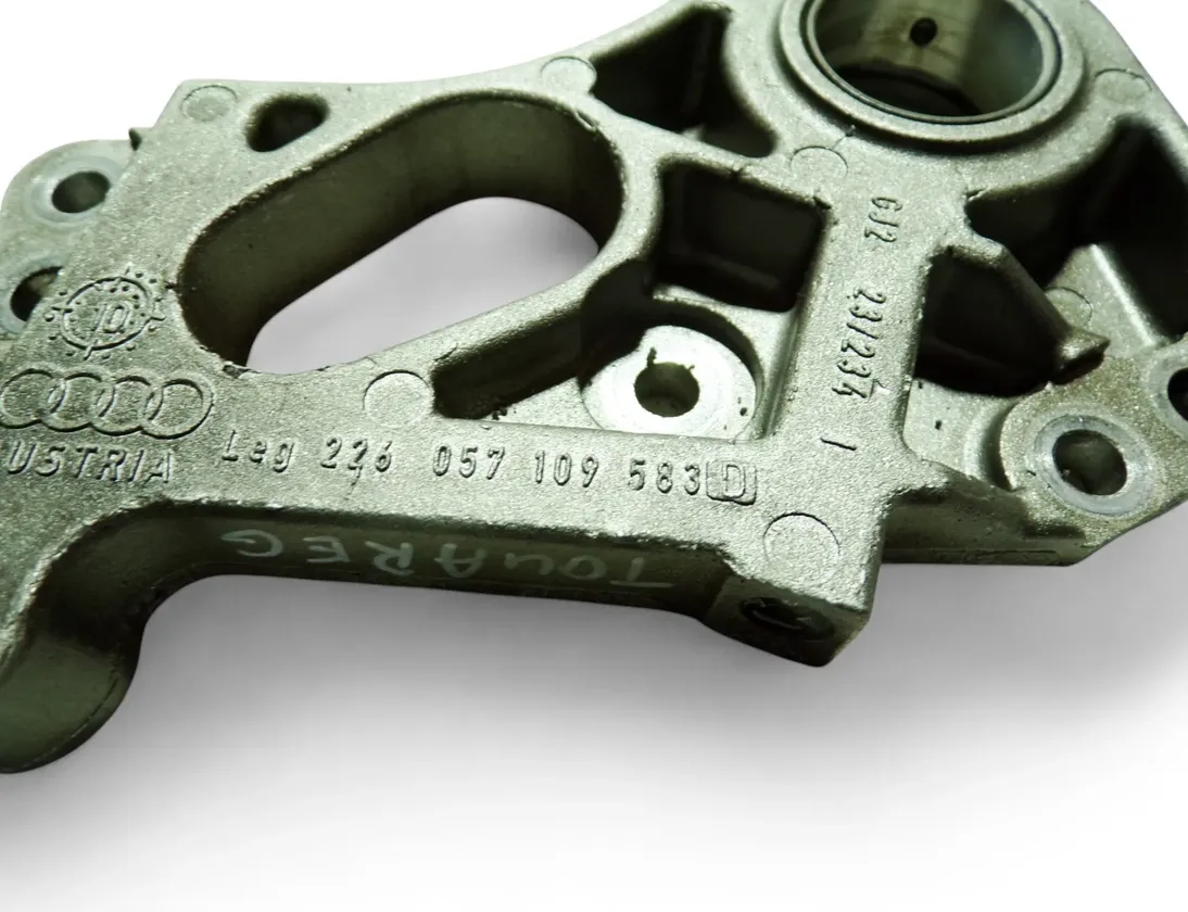 VOLKSWAGEN Touareg 2 generation (2010-2018) Iné diely motorového priestoru CKD,057109583D 28000511