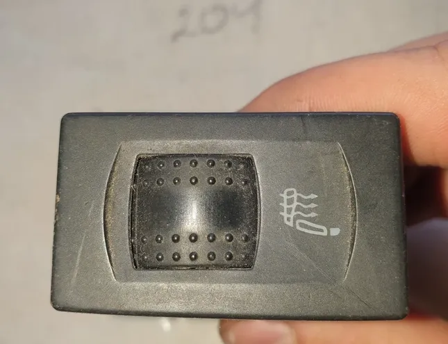 VOLKSWAGEN Passat B5 (1996-2005) Vypínač pre vyhrievanie sedadiel 3b0963564a 24674980