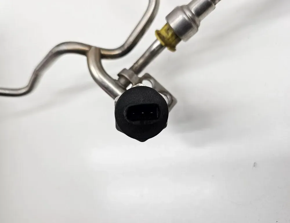 BMW X6 E71/E72 (2008-2012) Palivová rúrka 7547605 33964289