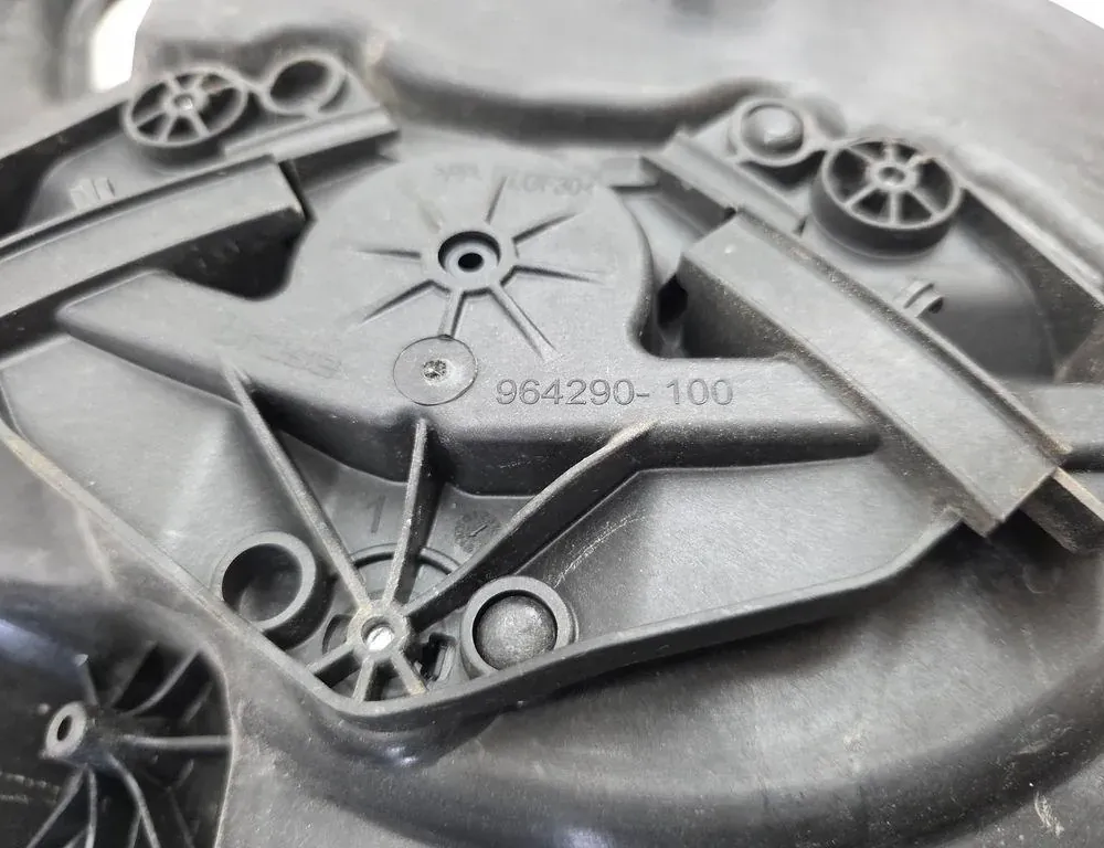 VOLVO S60 2 generation (2010-2020) Zdvíhač pravého zadného dverového okna 921043102,30784312,966264101,2023846,964290100 33957558