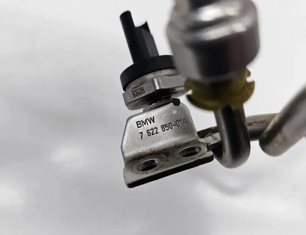 BMW X6 E71/E72 (2008-2012) Palivová rúrka 8649966,7622850 33956143