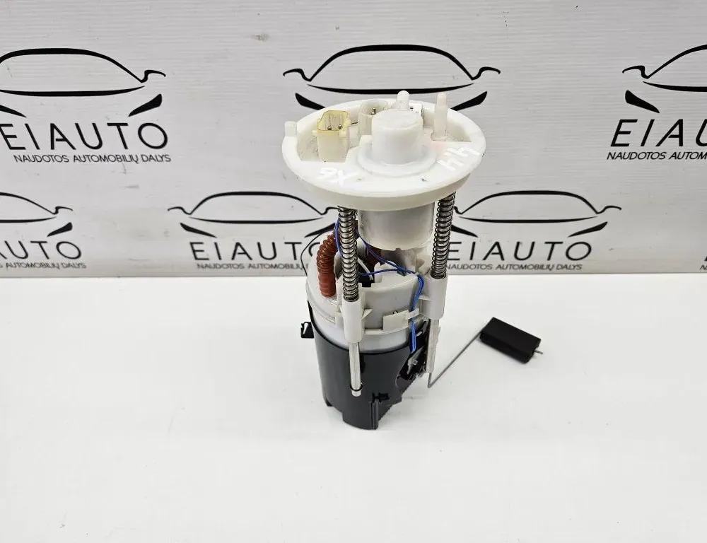 BMW X6 E71/E72 (2008-2012) V nádrži palivové čerpadlo 7180103,8010328750173 33956135