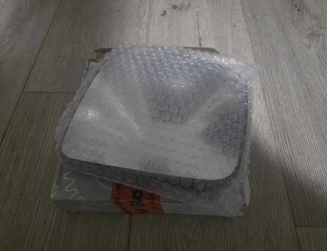 MERCEDES-BENZ ACTROS MP2 / MP3 (2002-present) Front Right Door Mirror Glass A0028113833 34145040