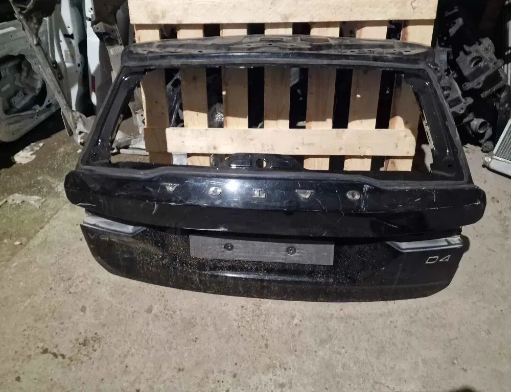 VOLVO V60 2 generation (2018-2023) Крышка багажника 34029930