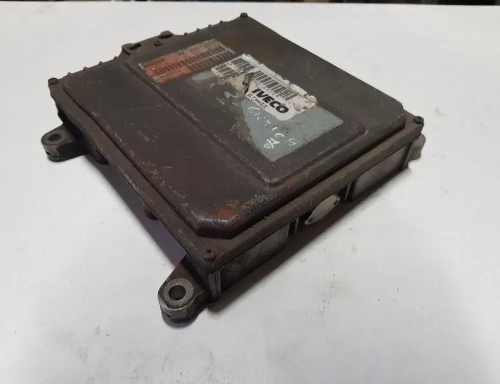 OPEL Kadett E (1984-1993) Riadiaca jednotka motora 0281001527 34007681