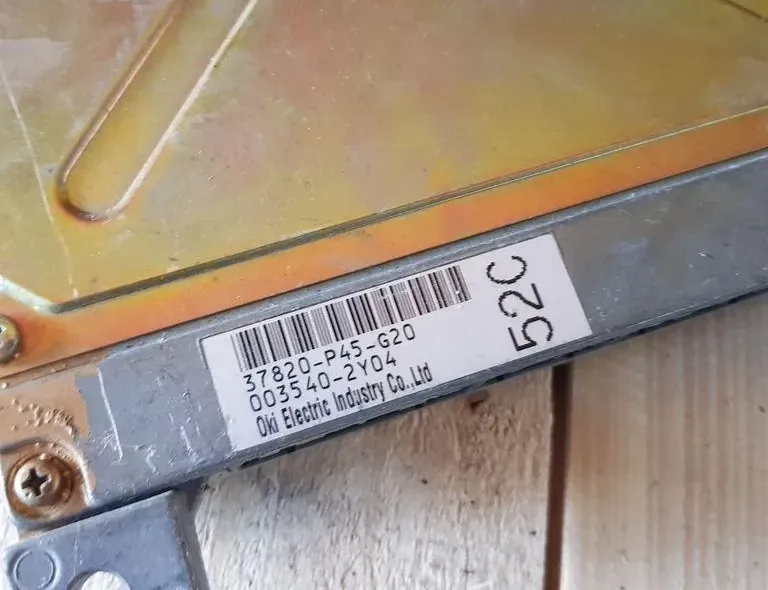 HONDA Accord 6 generation (1997-2002) Riadiaca jednotka motora 37820P45G20 34008960