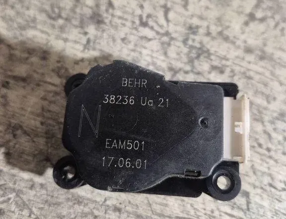CITROËN Xsara Picasso 1 generation (1999-2010) Ventily na ovládanie vnútorného kúrenia 38236UA21,170601 31502574