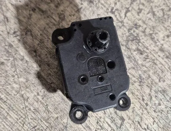 CITROËN Xsara Picasso 1 generation (1999-2010) Ventily na ovládanie vnútorného kúrenia 38236UA21,EAM501 31503952