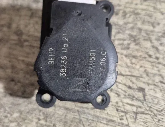 CITROËN Xsara Picasso 1 generation (1999-2010) Ventily na ovládanie vnútorného kúrenia 38236UA21,EAM501 31503952