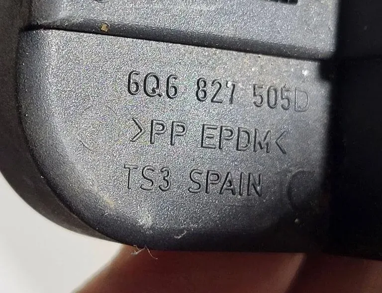 VOLKSWAGEN Polo 4 generation (2001-2009) Tailgate Boot Lock 6Q6827505D 31506906