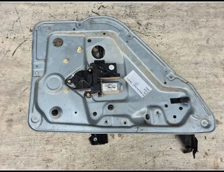 SKODA Fabia 1 generation  (2004-2007) Стеклоподъемник задней левой двери 6Q0959811 31507890