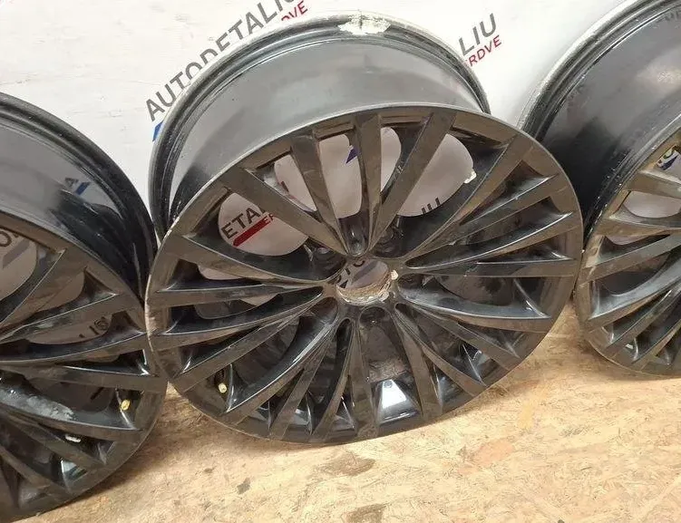 BMW Z4 E89 (2009-2017) Koleso 36116785251,36116785250,6785251,6785250 32250128