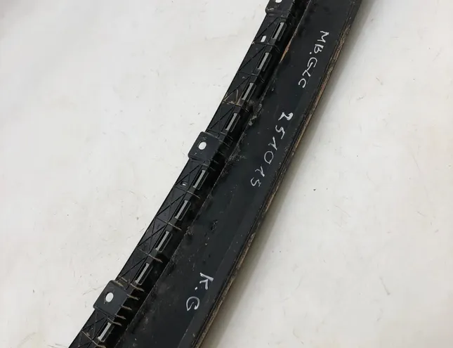 MERCEDES-BENZ GLC X254 (2022-2023) Задняя левая дверь, вертикальная отделка A2546907703 33155682