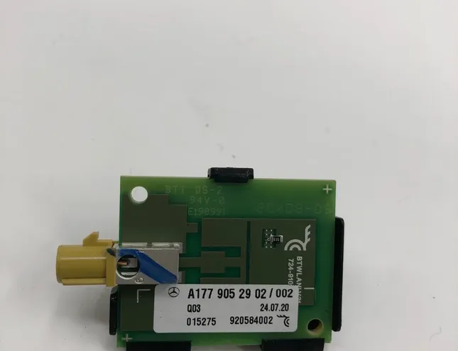 MERCEDES-BENZ GLB AMG X247 (2019-2023) Антенный модуль A1779052902 33495894