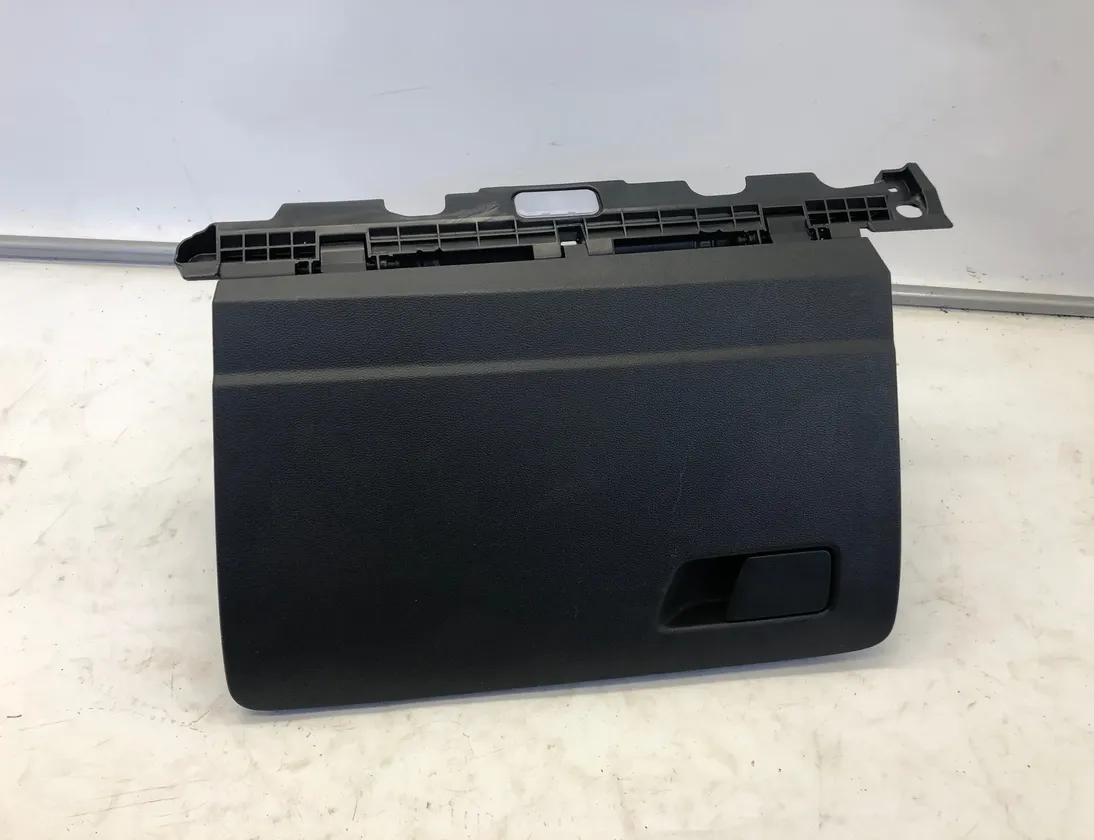 VOLKSWAGEN Passat Variant 1 generation (2010-2024) Glove Box 3j1857097 34289528