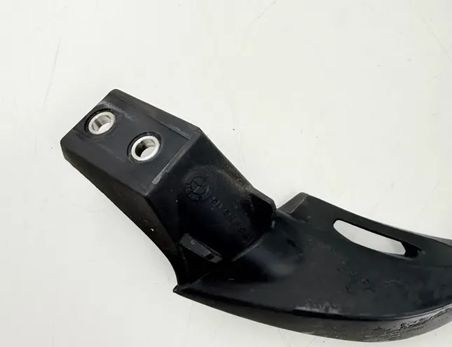 BMW K Zadná ľavá rukoväť 7675415 33807442