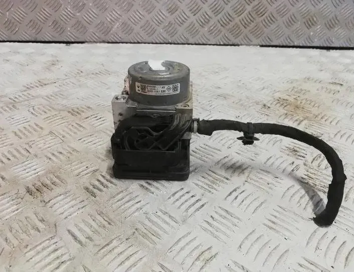 RENAULT Megane 4 generation (2016-2023) ABS Pump 476604349R 27897272