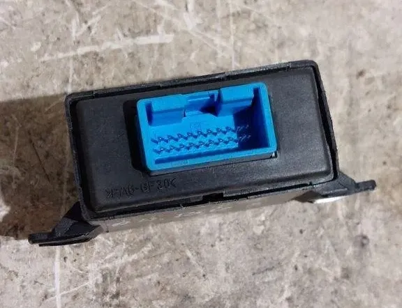 AUDI A4 B7/8E (2004-2008) Блок света 4B0907357C 31448477