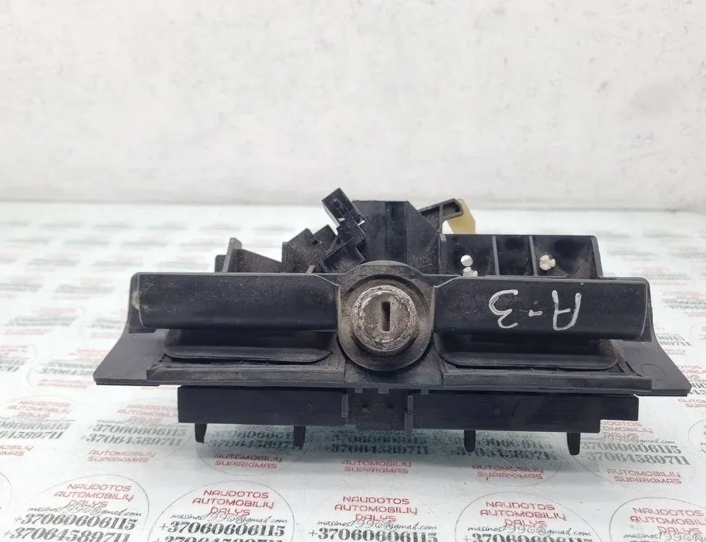 AUDI A3 8L (1996-2003) Zámok na piate dvere 4B0827565F,8D9827565C 33903305