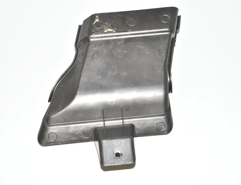 BMW M6 F06/F12/F13 (2012-2018) Ostatné časti karosérie 64227225580,7225580 13785949