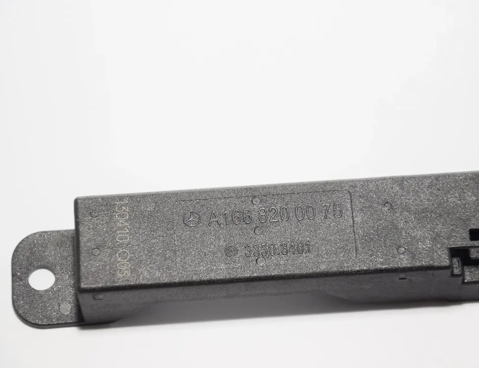 MERCEDES-BENZ S-Class W222/C217/A217 (2013-2020) Antenna A1668200075 3029740