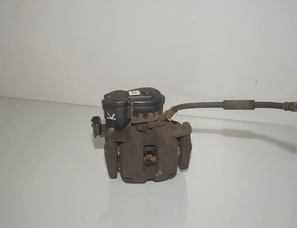 BMW 5 Series F10/F11 (2009-2017) Ľavý zadný brzdový strmeň 34216793047,6793047 30697316