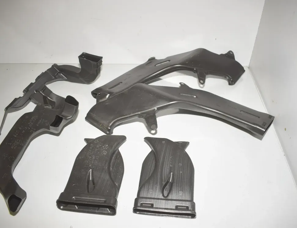 BMW 2 Series Active Tourer U06 (2021-2023) Kanál vzduchového potrubia v kabíne 7298807,7298808,9496548,9496550,7307881,7307882,51477298807,51477298808,51459496548,51459496550,51477307881,51477307882 33365379