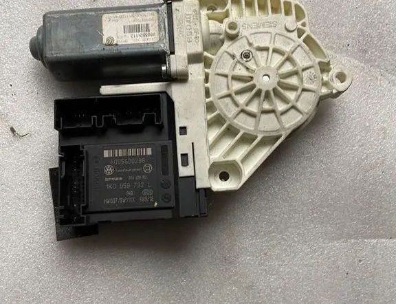 VOLKSWAGEN Passat B7 (2010-2015) Стеклоподъемник передней левой двери 974629102,1K0959792L,F005S00296 34013119