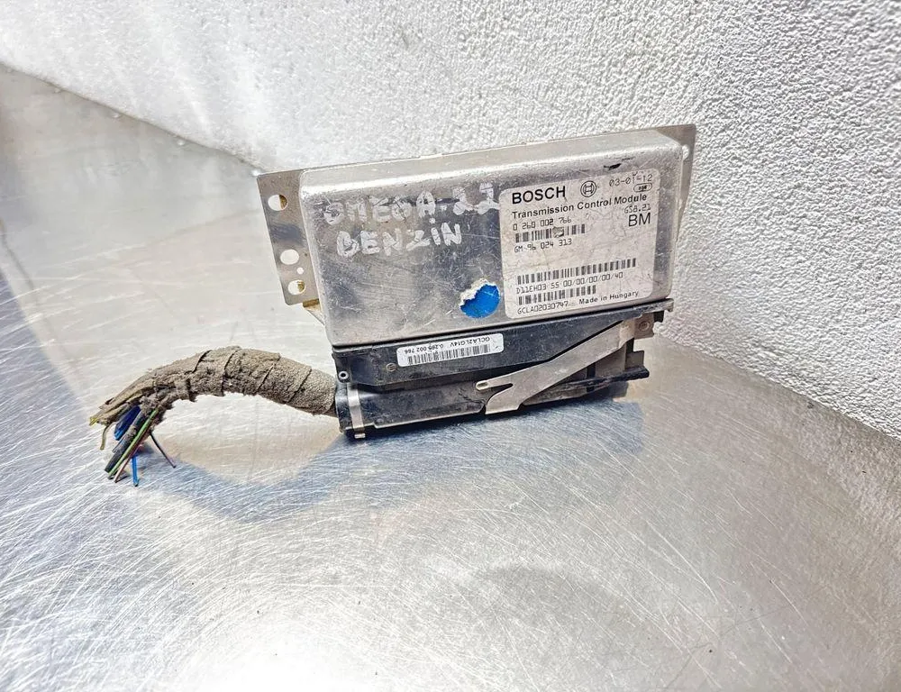 OPEL Omega B (1994-2003) Riadiaca jednotka motora GCLA02030747,0260002766,96024313 34477882