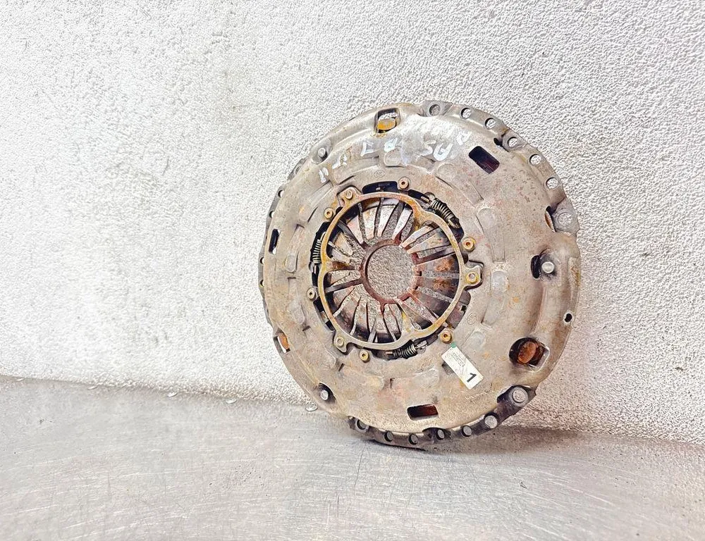 OPEL Astra J (2009-2020) Spojkový tlakový tanier 55567324 34475186