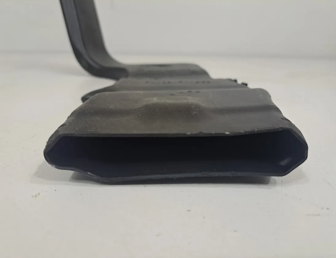 BMW i4 1 generation (2021-2024) Kanál vzduchového potrubia v kabíne 7946048 26247261