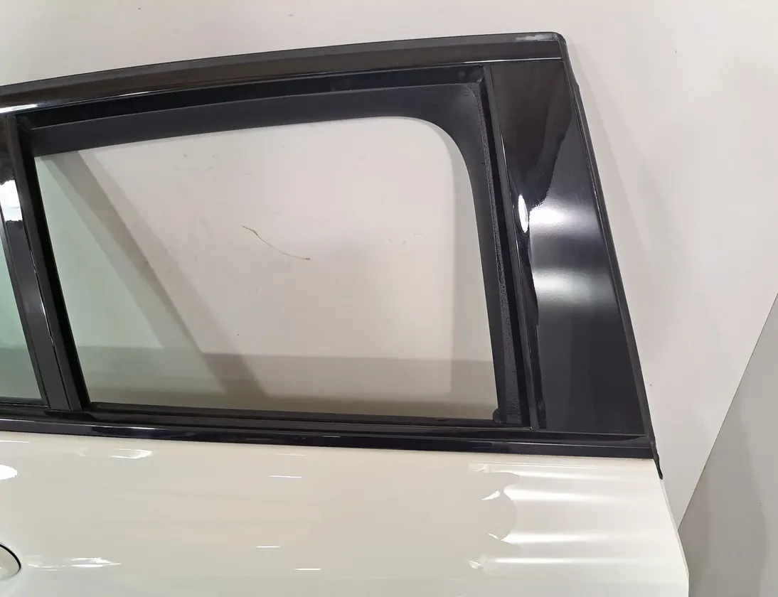 BMW X4 G02 (2018-2024) Pravé zadné dvere 7417374,7473148,7498154,5A5C896,8064802,7478344 32029467