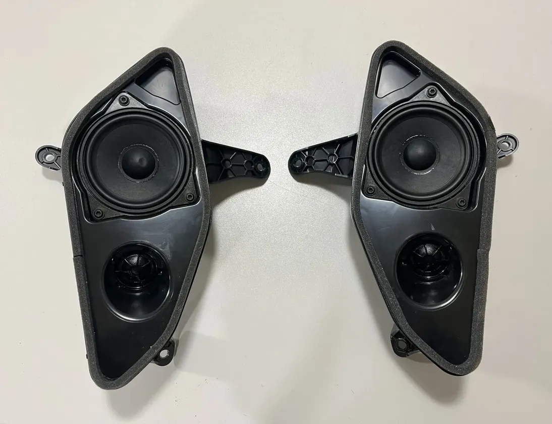 BMW X5 G05/G18 (2018-2024) Аудио система 6809632,2622517,2622520,2622519,2622516,9460501,9460502,2622518,6813597,2622812,5B86EA6,5B44D44,5A9BFA2,5A923E0,5A86487,5A80729,5A7DD99,5A78624,5A758D7,5A5CA89,5A38AB8,9832609,8779561,8720174,8717934,8711252,5A207E7,9826944 33138802