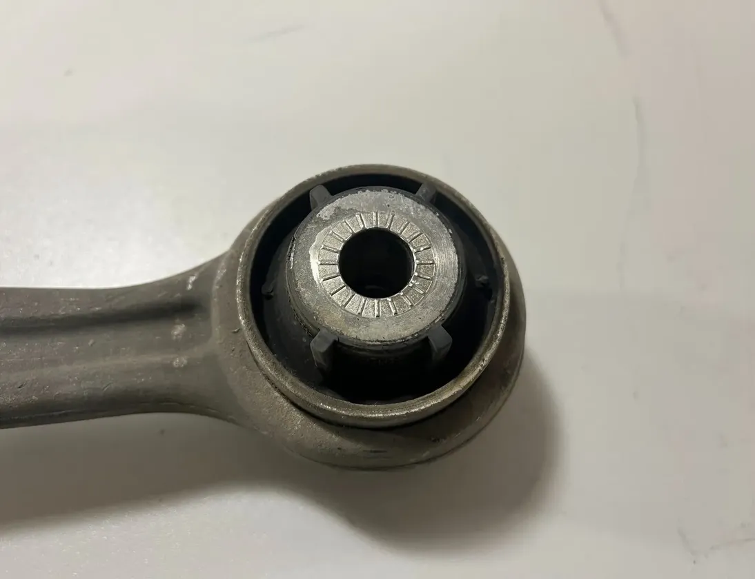 BMW X7 G07 (2018-2024) Прямoи рычаг (Передний правый) 6878082,8866772,8841942 33326942