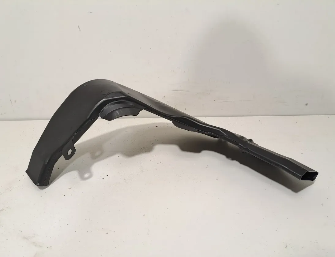 BMW 4 Series G22, G23, G26 (2020-2023) Kanál vzduchového potrubia v kabíne 7443137 33509510