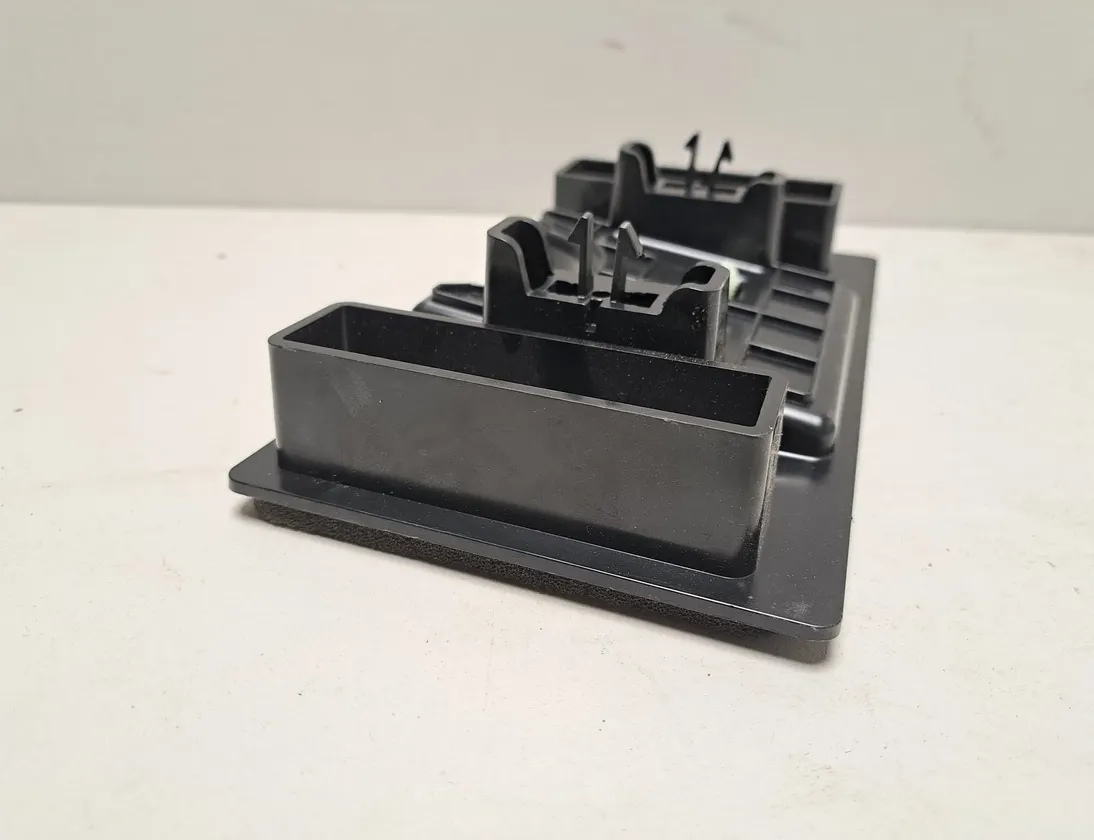 BMW X7 G07 (2018-2024) Cabin air duct channel 9399910 34081647