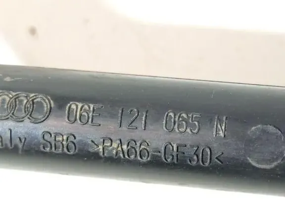 AUDI Q5 8R (2008-2017) Coolant Hose Pipe 06E121065N,06E121065 34040173