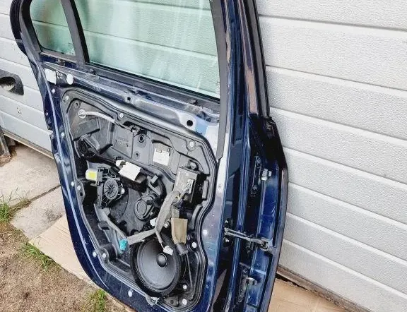 VOLVO S60 2 generation (2010-2020) Дверь задняя левая 30784312 34049719