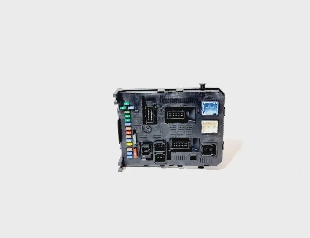 PEUGEOT 607 1 generation (2000-2008) Comfort Control Unit 9660105680,01300605 34070718
