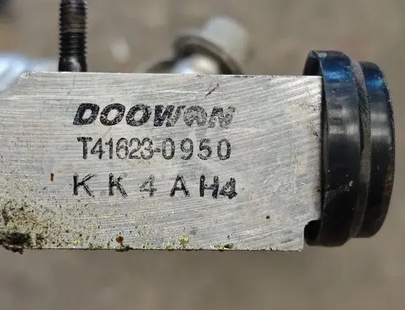 KIA Sorento 2 generation (2009-2021) AC Hose Pipe T416230950 34045337