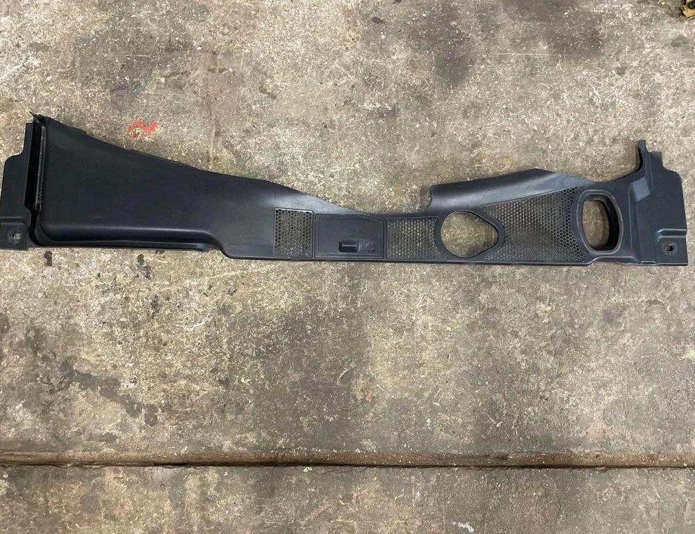 AUDI A4 B8/8K (2011-2016) Predný stierač lišta 8K1819447 34040794