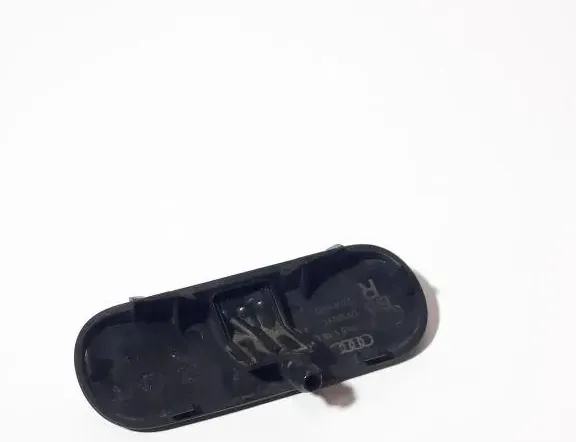 AUDI A4 B8/8K (2011-2016) Tryska stierača 8T0955988C,091009C,8T0955988 34047577