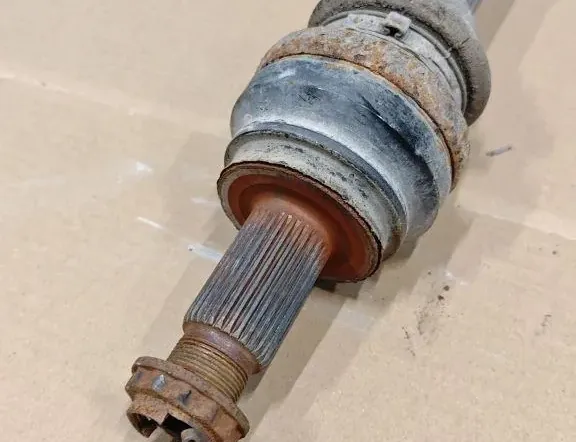 BMW 5 Series F10/F11 (2009-2017) Rear Right Driveshaft 7581028 34036935