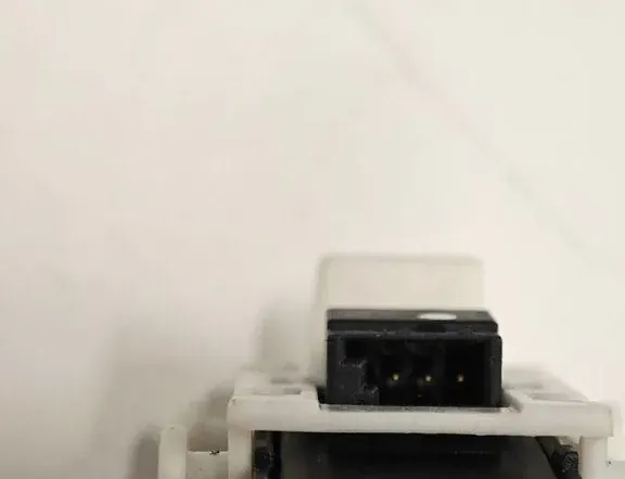 MERCEDES-BENZ C-Class W203/S203/CL203 (2000-2008) Ovládač okna pravých zadných dverí A2038200210 34073700