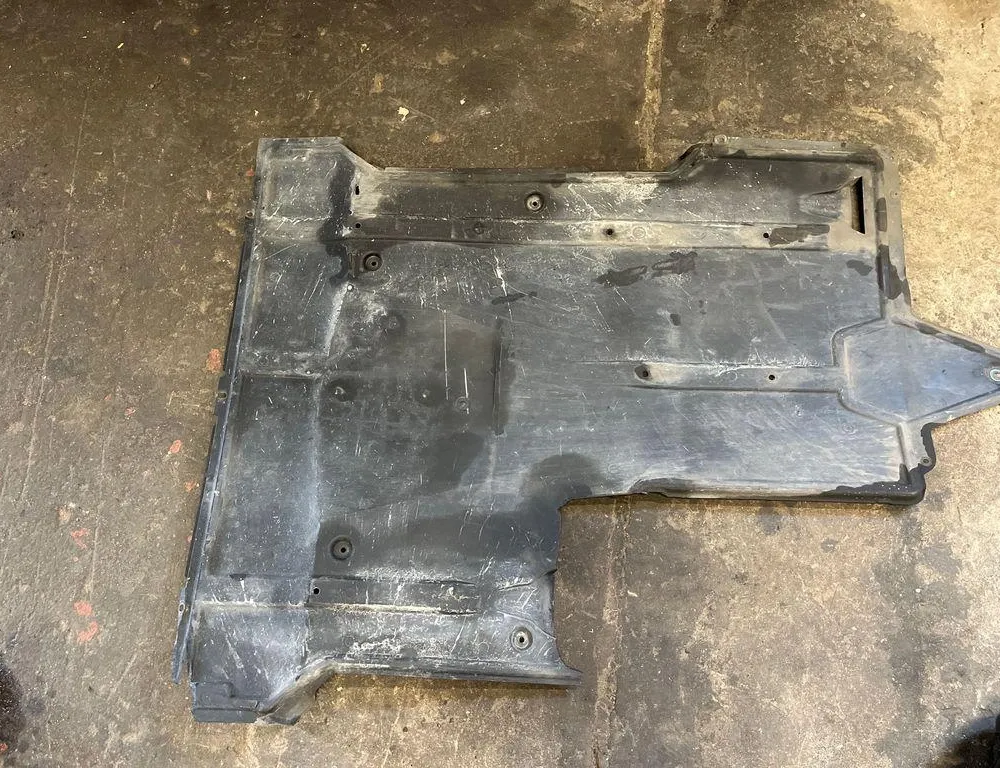 MERCEDES-BENZ X-Class 1 generation (2017-2020) Engine Cover 0015536725 34043804