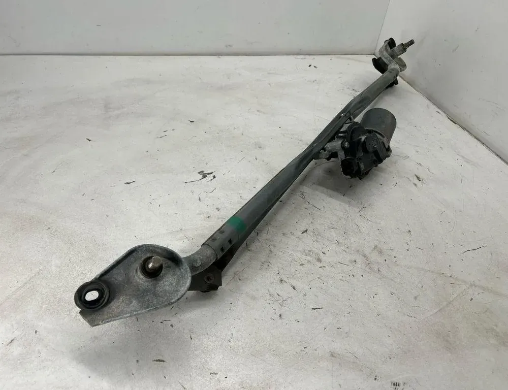 DODGE Challenger 3 generation (2008-2024) Mechanizmus stierača predného čelného skla 05028756AD 33233695