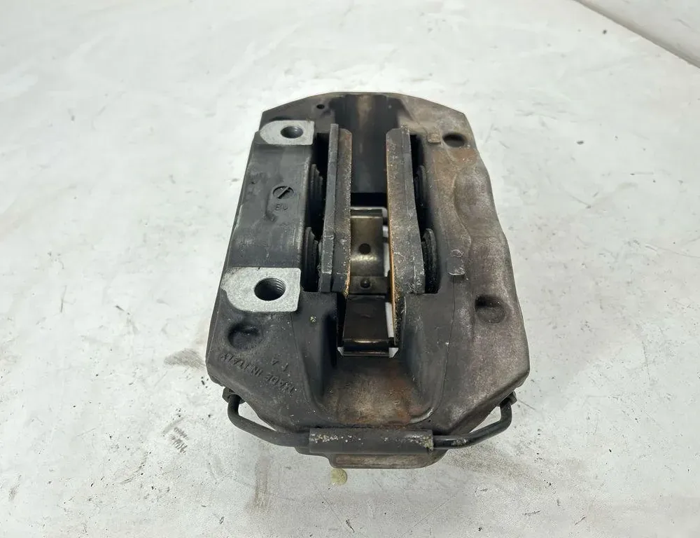 MASERATI Ghibli 3 generation (2013-2024) Front Right Brake Caliper 670030944 33368449