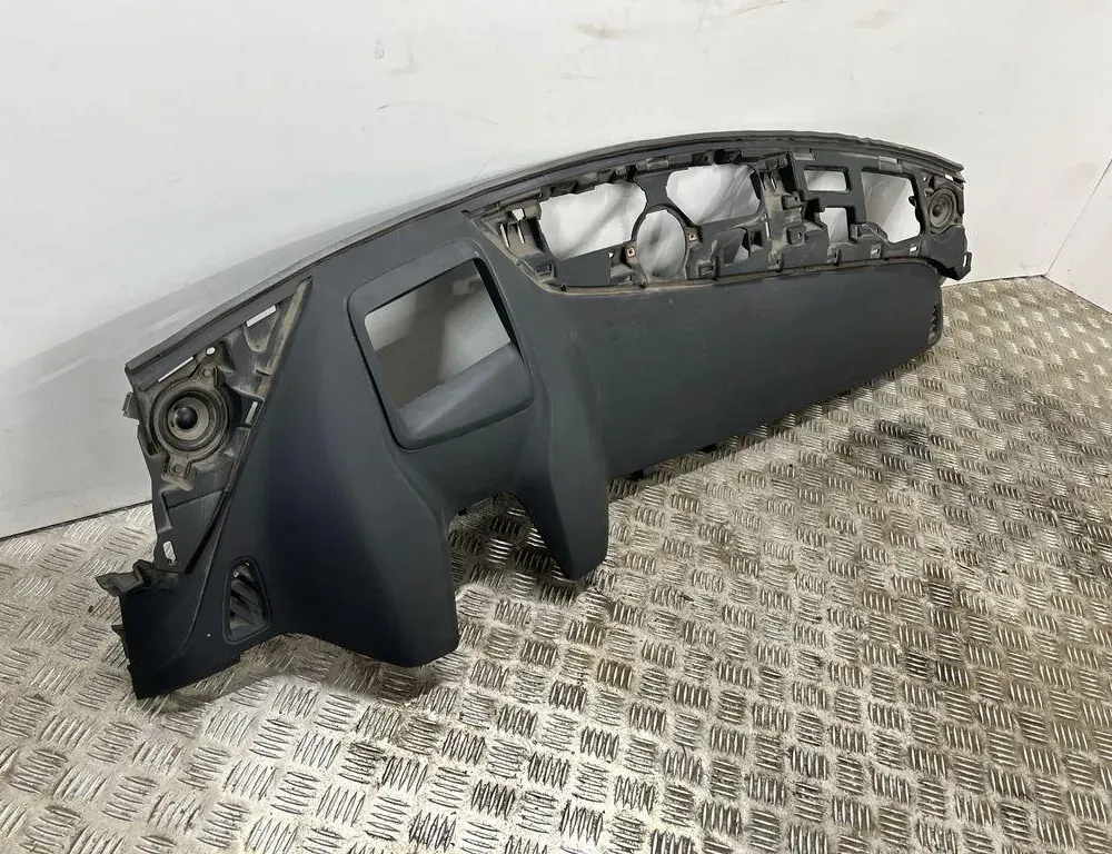 CHEVROLET Camaro 6 generation (2015-2024) Dashboard 84081651 33516611