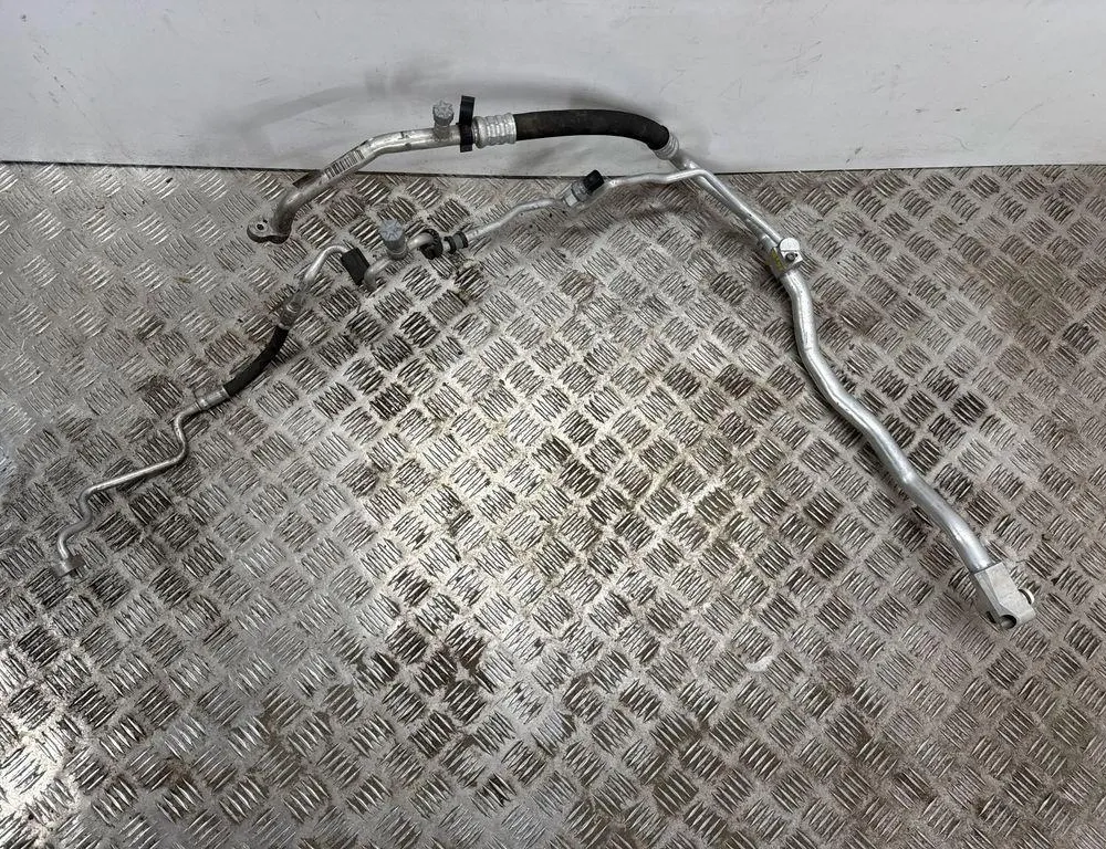 BMW X1 F48/F49 (2015-2023) AC Hose Pipe 6805436 33569303