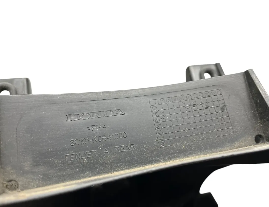 HONDA NSS Крыло обтекателя брызговика заднего колеса 80101-K0B-K000 33931572